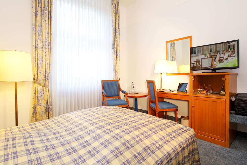 Schlosshotel Karlsruhe Habitación foto